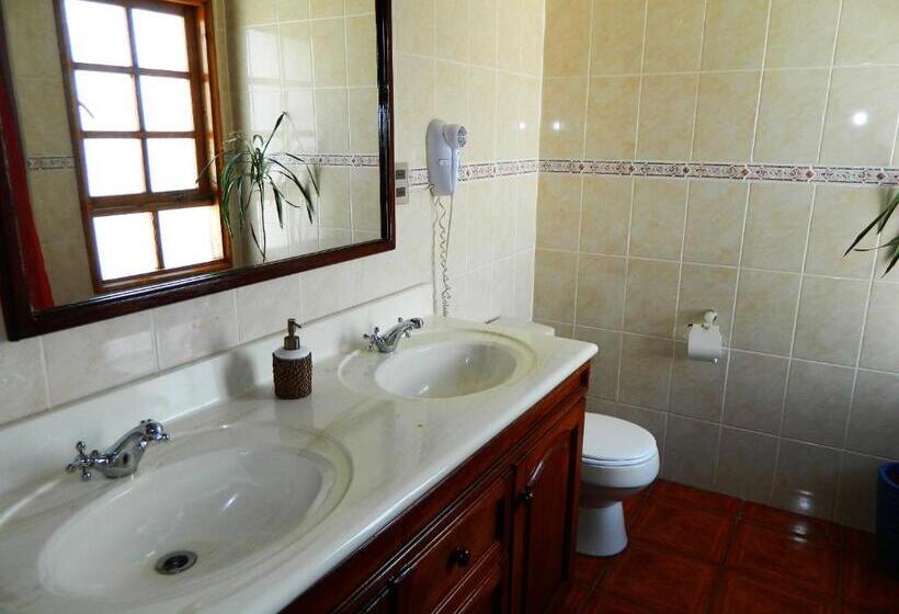 Camera Quadrupla Standard Bagno Condiviso, Hostal Torre De Babel