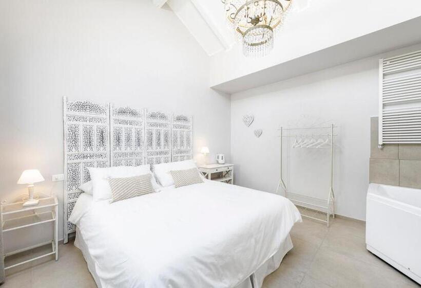 Номер Стандарт с Гидромассажем, B&b De I Bravi
