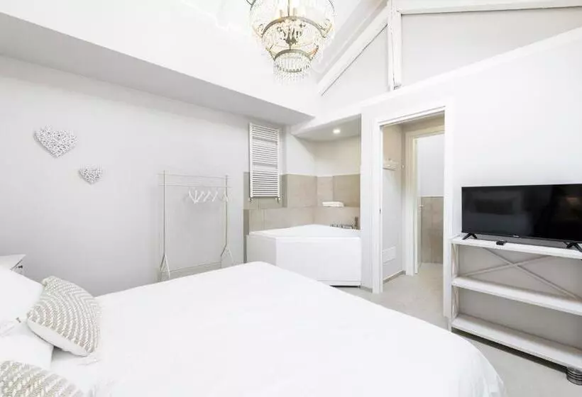 اتاق استاندارد با وان آب گرم, B&b De I Bravi