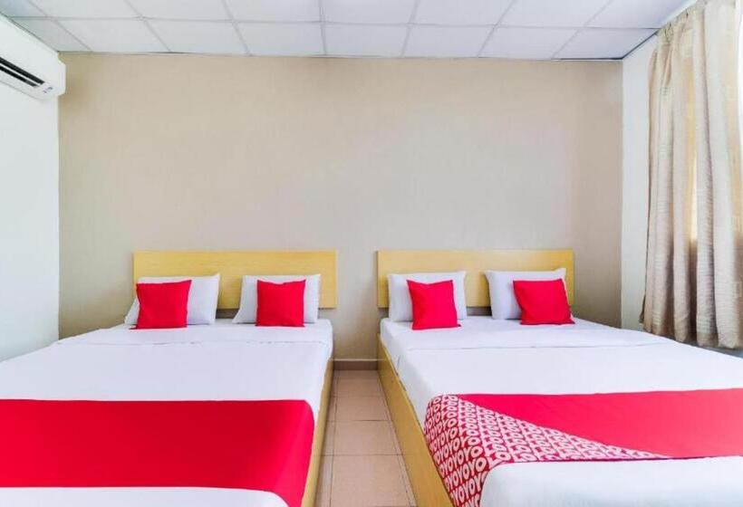 סוויטה משפחתית, Cp Hotel