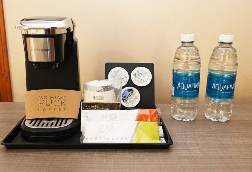 ２ダブルベッドのスタンダードルーム, Fellows Creek Lodge