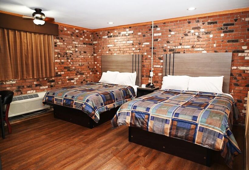 ２ダブルベッドのスタンダードルーム, Fellows Creek Lodge