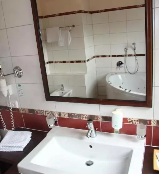 Habitació Triple Estàndard, Alexandra