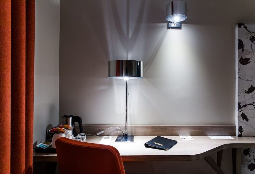 Номер Superior, Best Western Plus Paris Velizy