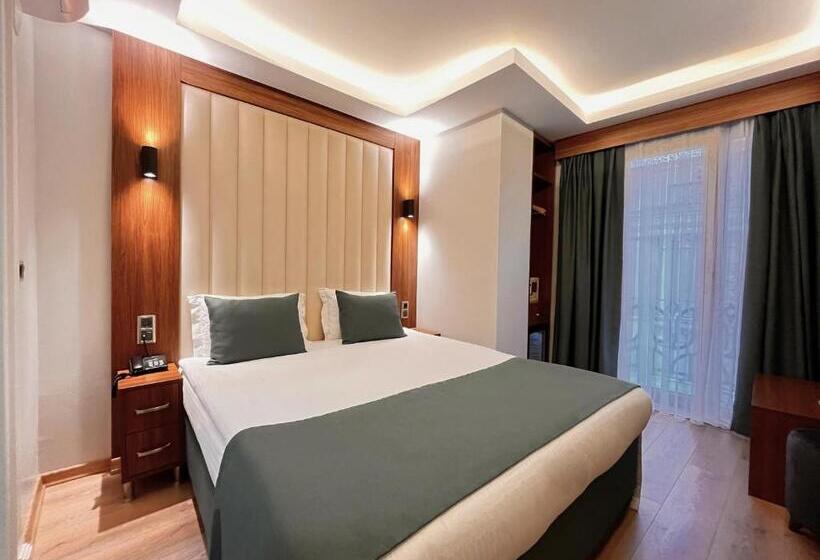 اتاق استاندارد, Black Tulip