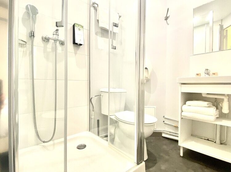 스탠다드 룸, Brit Hotel Lyon Nord Dardilly