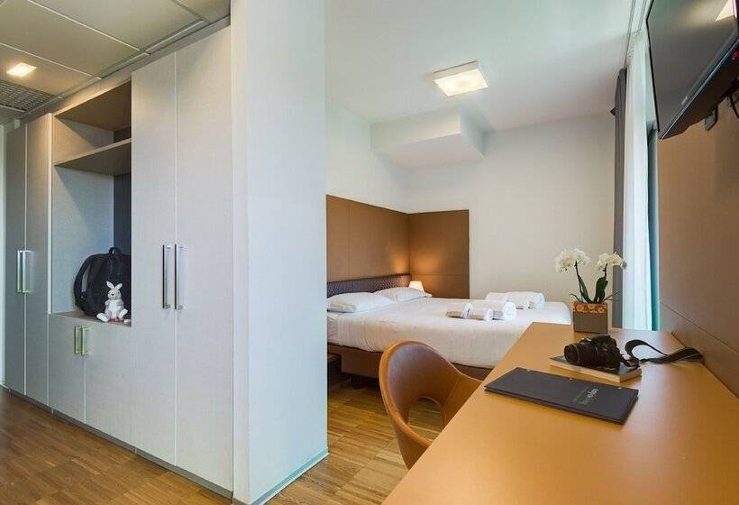 スタンダードトリプルルーム, Camplus Bononia Casa Per Ferie