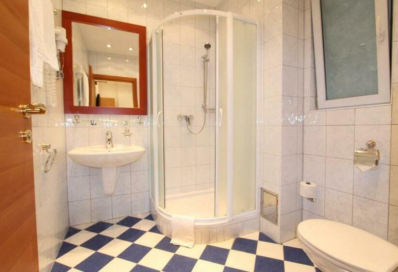 اتاق استاندارد یک نفره, Corvinus Vienna   Newly Renovated