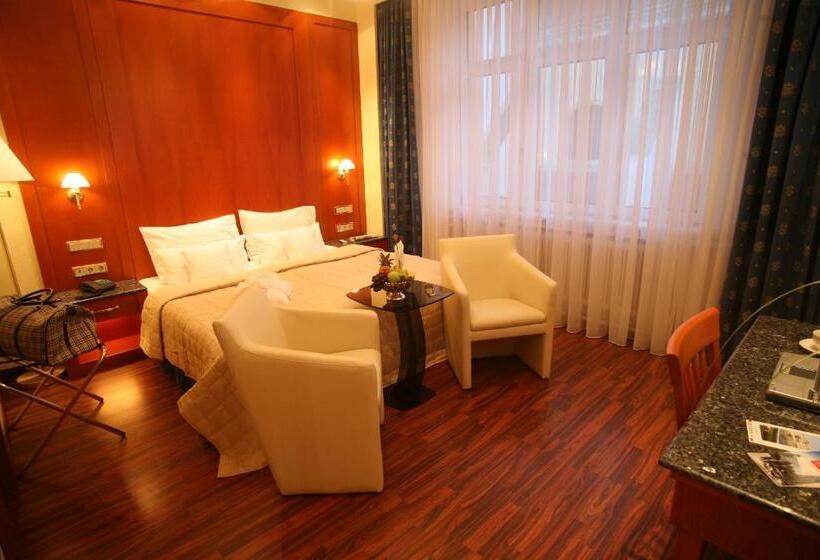 디럭스 룸, Corvinus Vienna   Newly Renovated