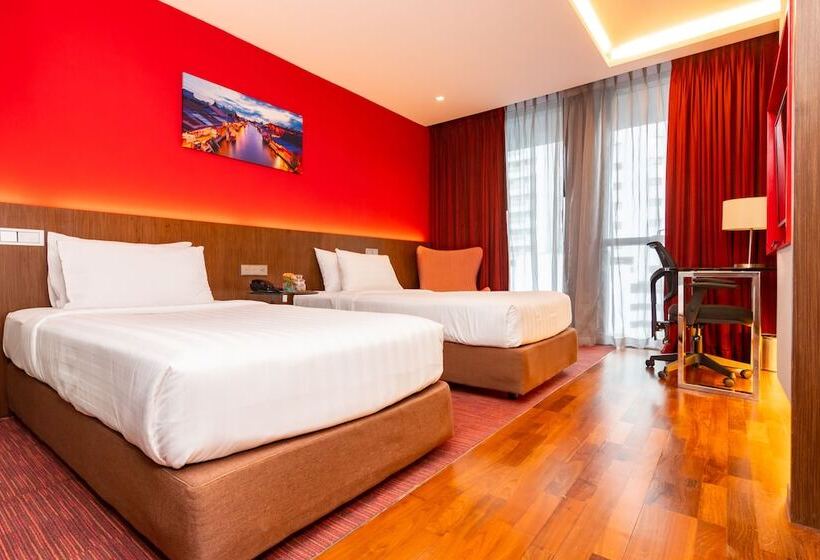 Номер Deluxe, Galleria Sukhumvit 10 Bangkok By Compass Hospitality