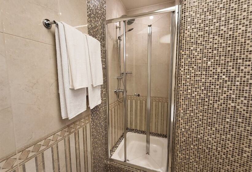 סוויטה קלאסית, Gogol