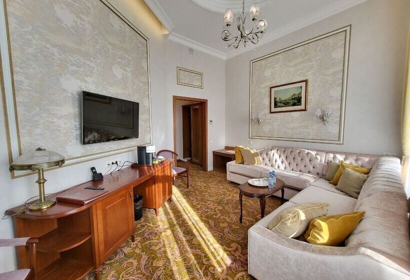 סוויטה קלאסית, Gogol