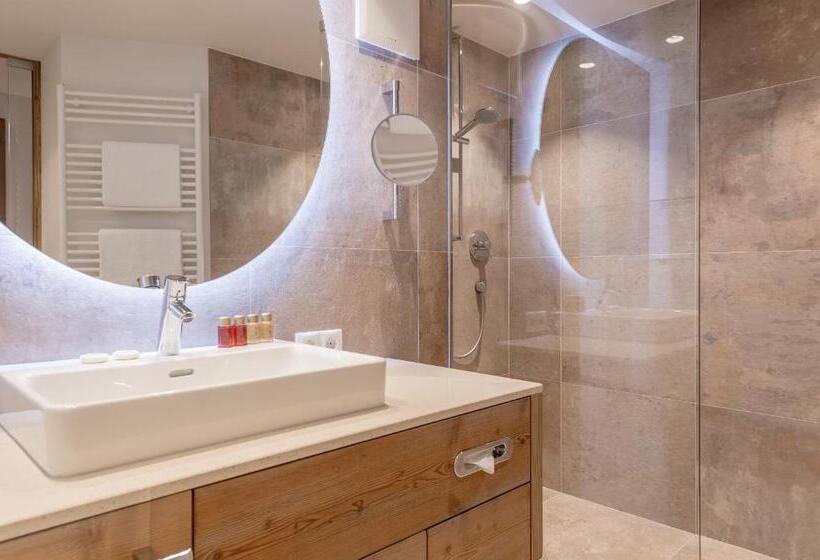 סוויטת ג'וניור, Gurglhof Superior