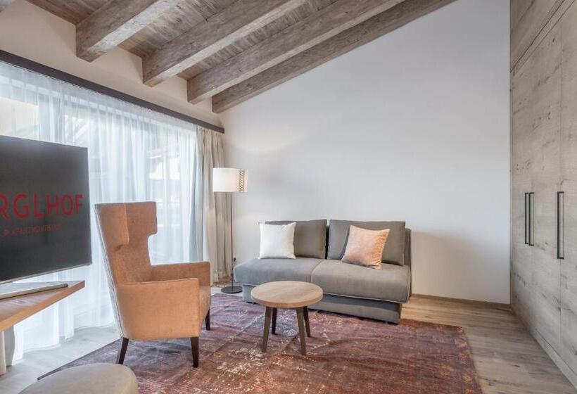 סוויטת ג'וניור דלוקס, Gurglhof Superior