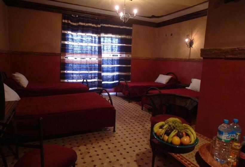 חדר סטנדרט לארבעה, Hôtel Lakasbah Ait Ben Haddou