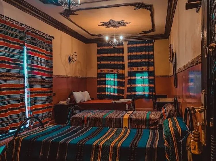 اتاق استاندارد چهار تخته, Lakasbah Ait Ben Haddou