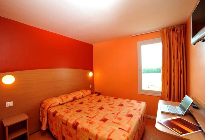 غرفة قياسية, Initial By Balladins Roissy / Saintmard