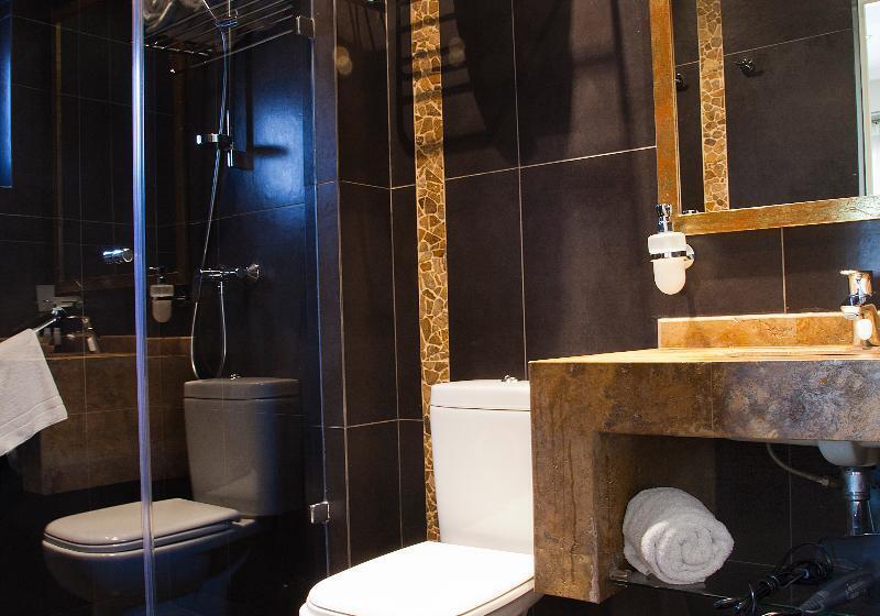 高级大房间, Mito Casa