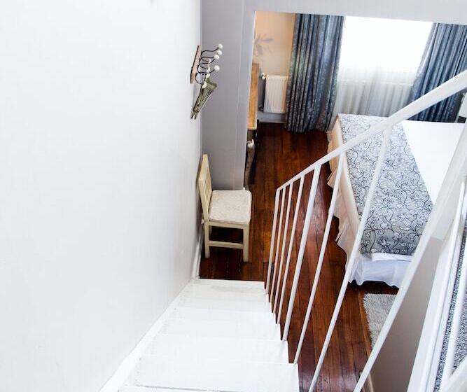 标准间, Mito Casa