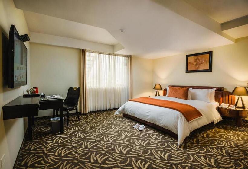 이그제큐티브 스위트, Nobility