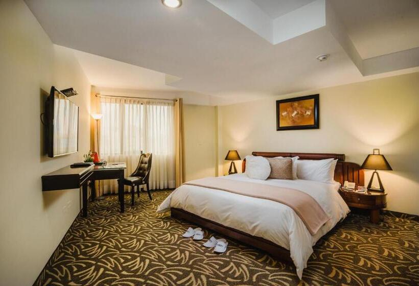 이그제큐티브 스위트, Nobility