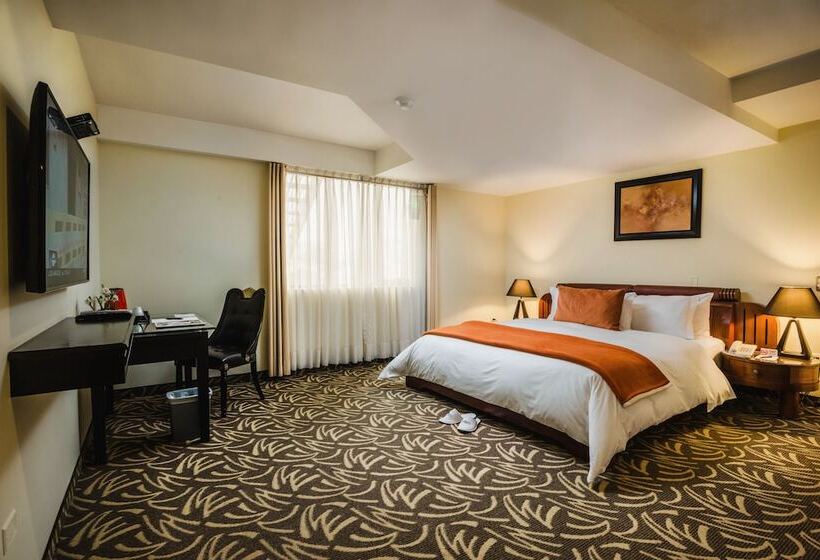 이그제큐티브 스위트, Nobility