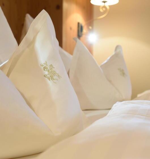 주니어 스위트, Post Lermoos