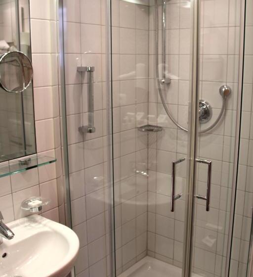 غرفة قياسية, Riezler Hof