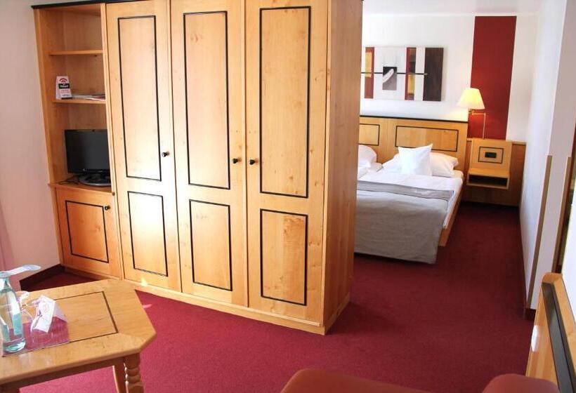 غرفة ديلوكس عائلية, Riezler Hof