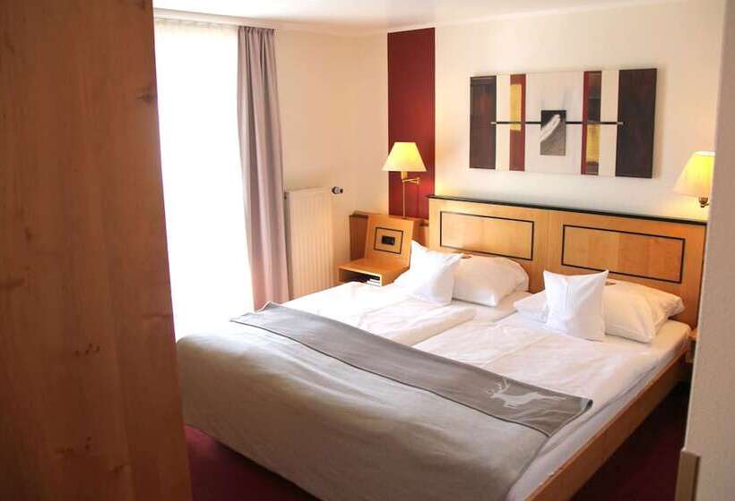 غرفة عائلية, Riezler Hof