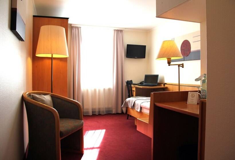 غرفة قياسية فردية, Riezler Hof