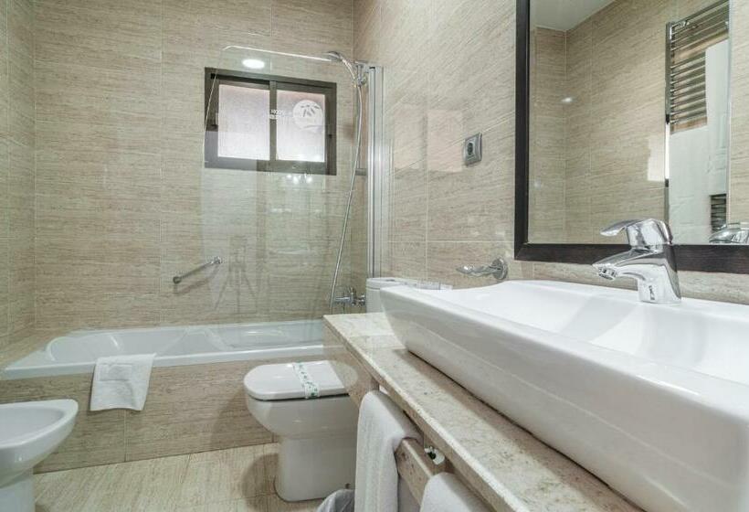 스탠다드 트리플 룸, Sierra De Cazorla & Spa 3