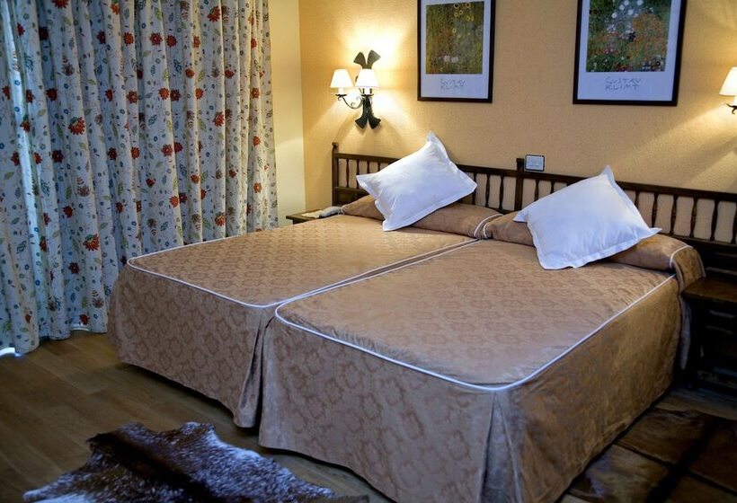 스탠다드 트리플 룸, Sierra De Cazorla & Spa 3