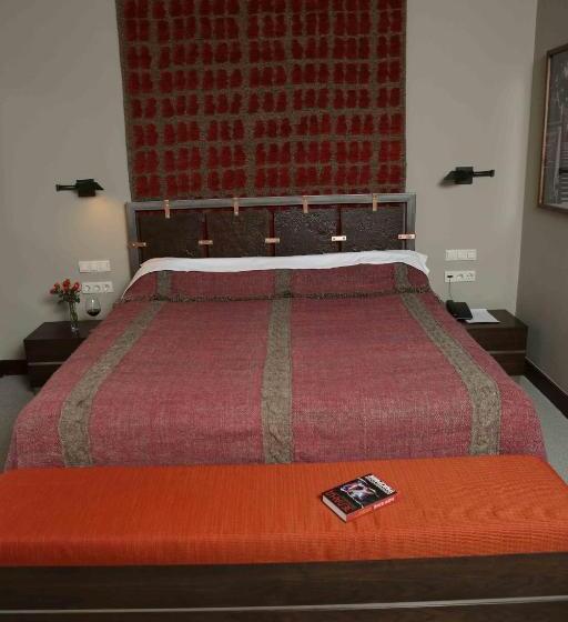 스탠다드 룸 킹사이즈 침대, Tufenkian Historic Yerevan