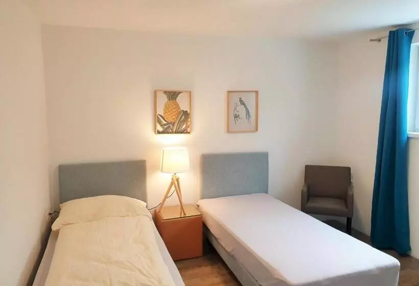 Huoneisto 1 Makuuhuone Pohjakerros, Aparthotel Kreuzwirt