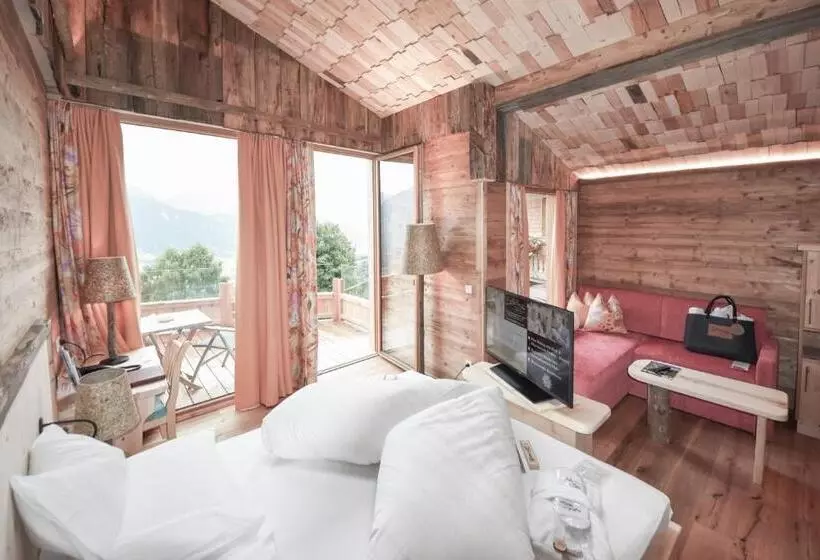 کلبه ییلاقی, Natur  Und Wellnesshotel Höflehner