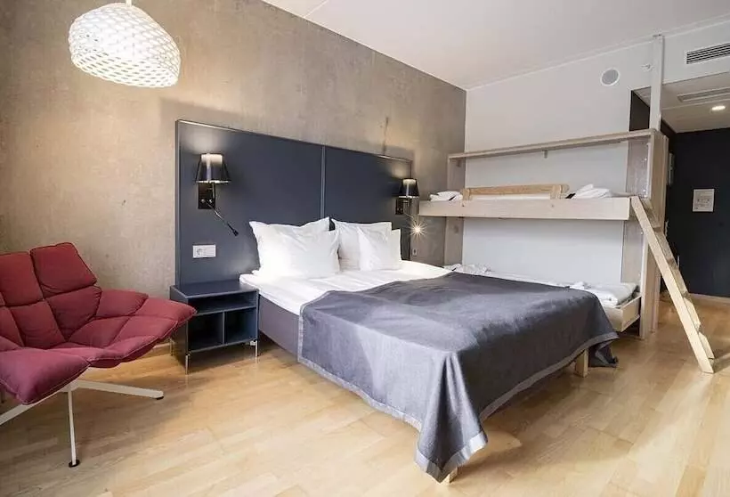 ファミリールーム, Quality Hotel Strawberry Arena
