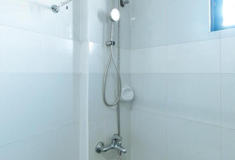 اتاق لوکس, Fmrr Building