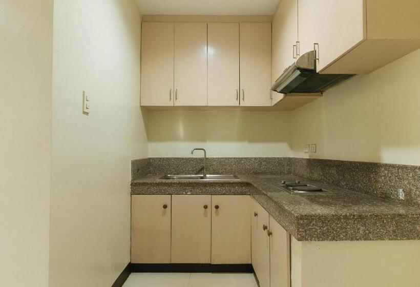 اتاق لوکس سه تخته, Fmrr Building