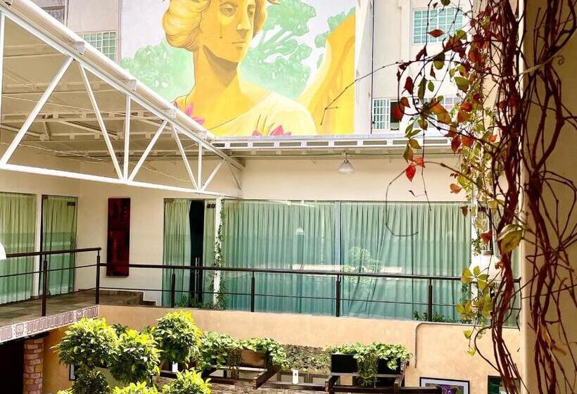 Трехместный Номер Deluxe, Downtown Treasure Place