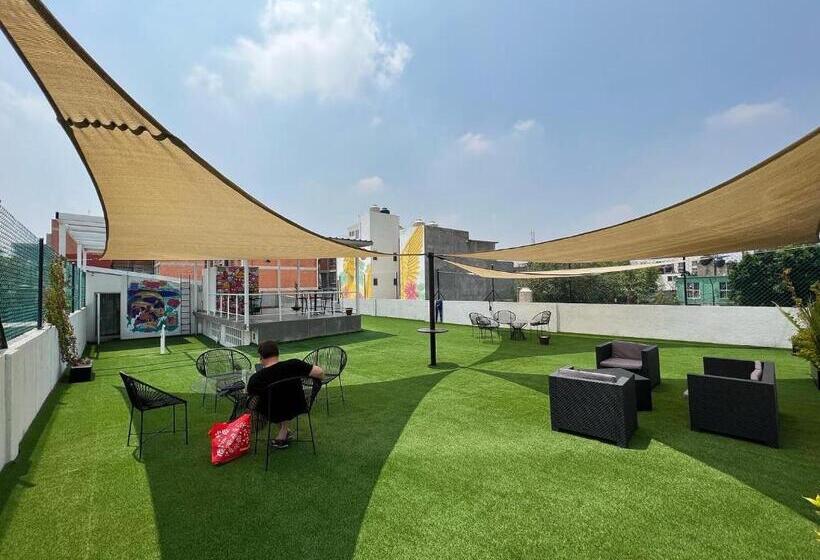 Трехместный Номер Deluxe, Downtown Treasure Place