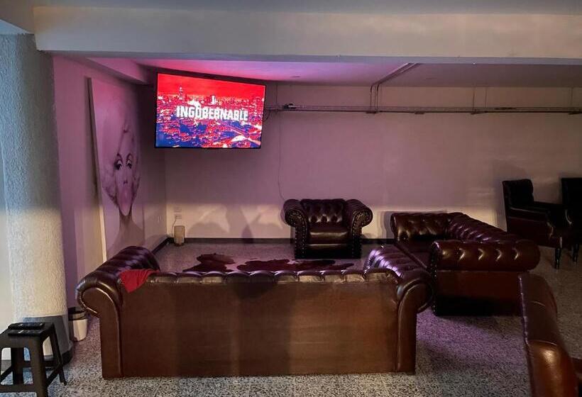 Номер Deluxe, Downtown Treasure Place