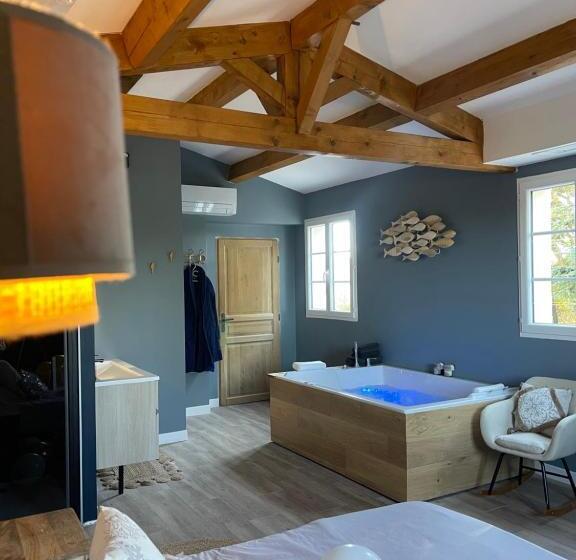 اتاق استاندارد با چشمانداز باغ, Mas Hinaiti Suite Romantique Avec Spa Et écran Géant De Cinéma