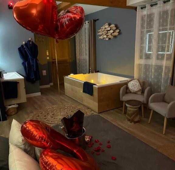 اتاق استاندارد با چشمانداز باغ, Mas Hinaiti Suite Romantique Avec Spa Et écran Géant De Cinéma