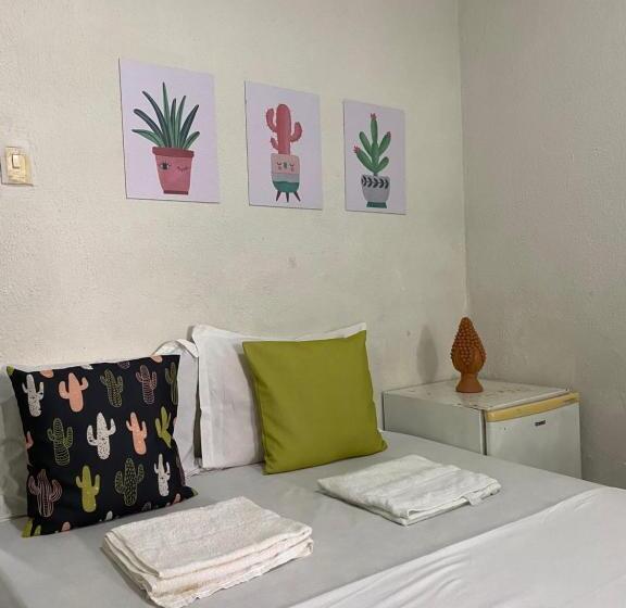 スタンダードトリプルルーム, Pousada E Hostel Pernambucana