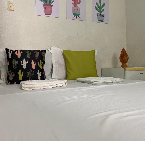 スタンダードトリプルルーム, Pousada E Hostel Pernambucana