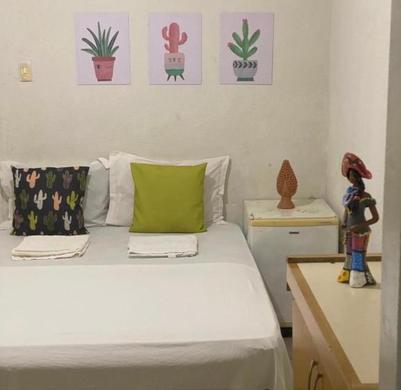 スタンダードトリプルルーム, Pousada E Hostel Pernambucana