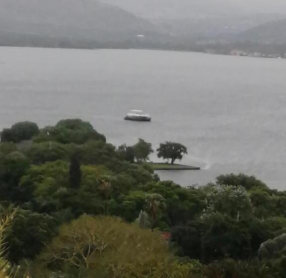 غرفة قياسية ذات إطلالة, Thee View