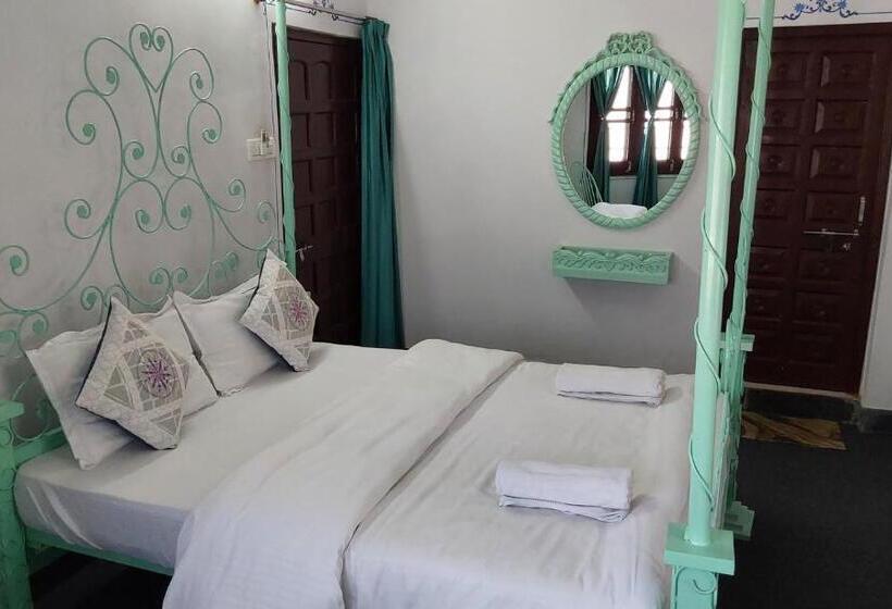 استودیو استاندارد با چشمانداز, Raahi Backpacker S Hostel