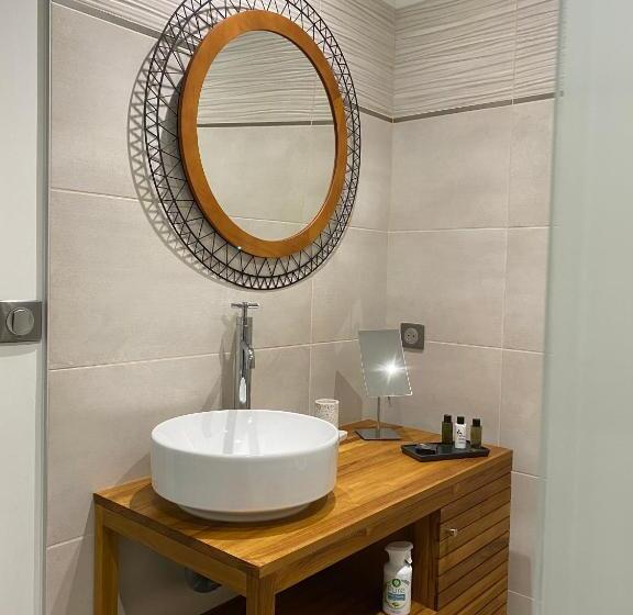 اتاق استاندارد با چشمانداز باغ, Villa Mady Adultes Only